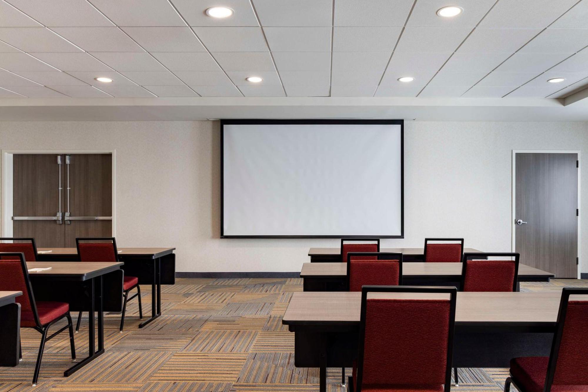 Home2 Suites By Hilton East Haven New Haven Extérieur photo